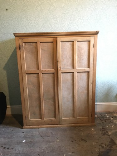 Oak ply georgian house - &,