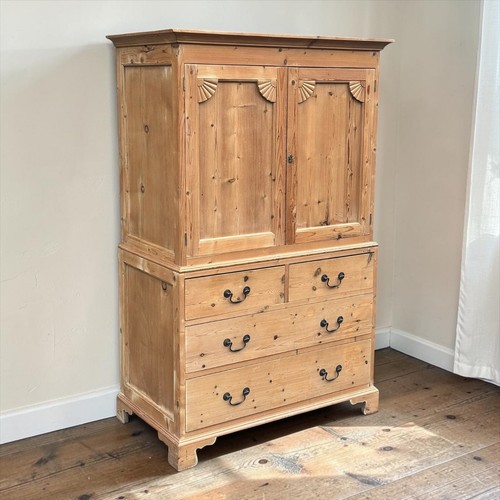 Pine press cupboard - pine,