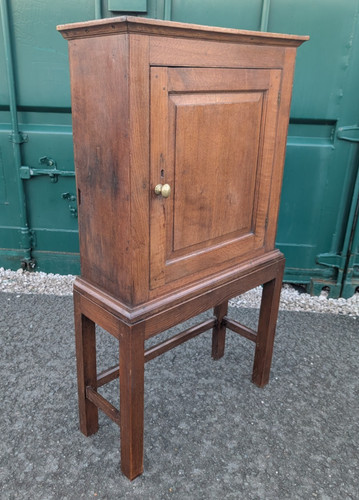 Antique welsh oak - antique, on